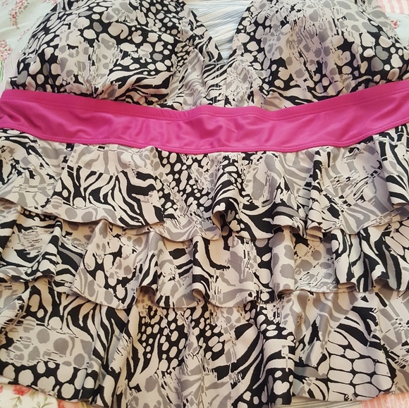 Top - Picture 3 of 4